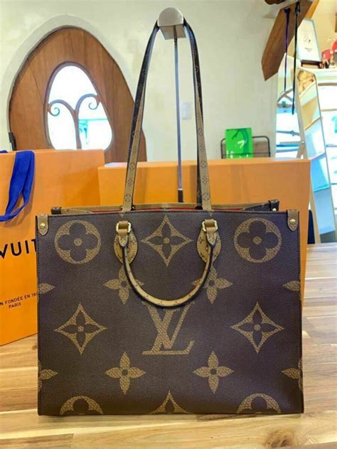 louis vuitton tote large monogram|louis vuitton m44576 onthego.